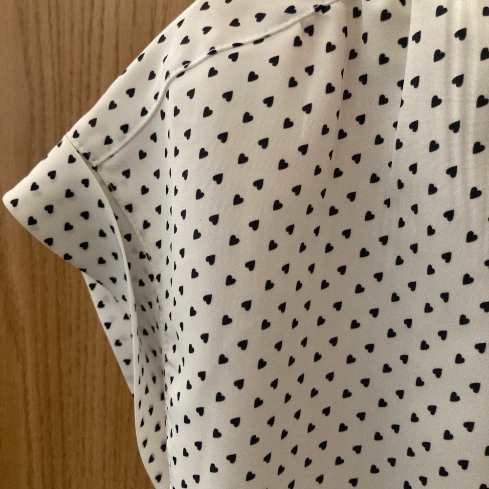 Princess Vera Wang Button Up Blouse - Picture 5 of 5